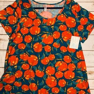 NWT LuLaRoe Classic Tee 2xl
